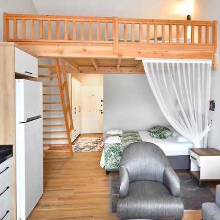 Red Moon Suites Фетие Екстериор снимка