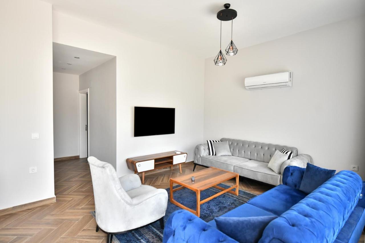 Red Moon Suites Фетие Екстериор снимка